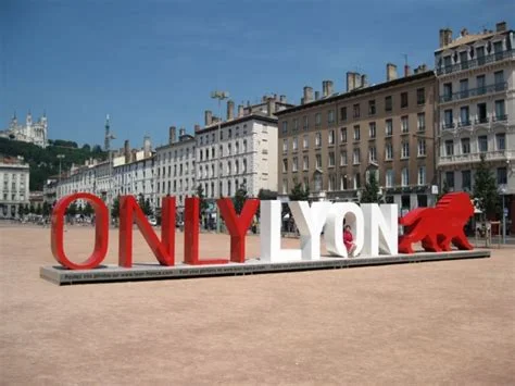 Discutez et rencontrez des hommes et femmes à Lyon